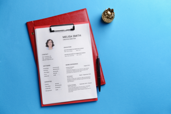 50 Desain resume CV yang menginspirasi