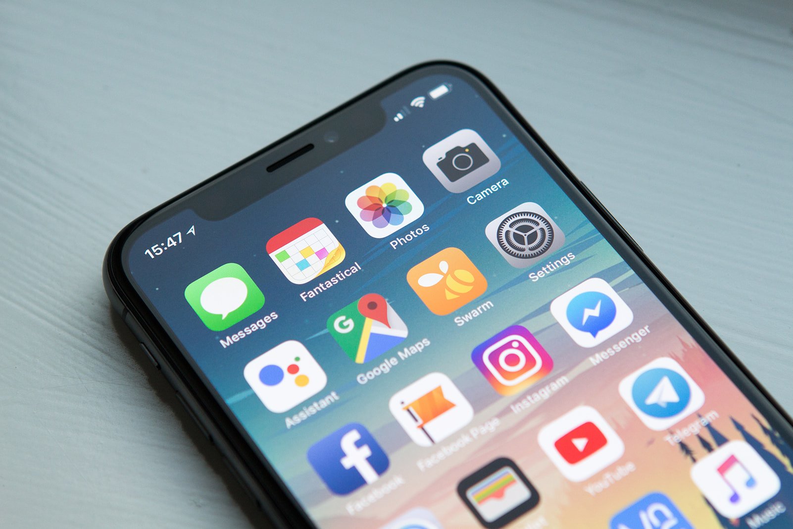 The pros, cons, and future of flat design featured image