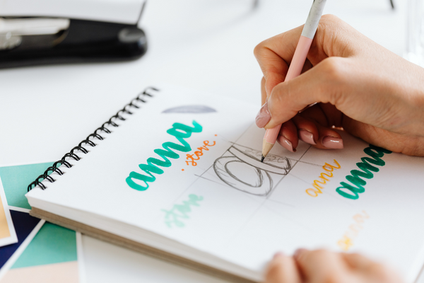 100 fuentes gratuitas para tus diseños