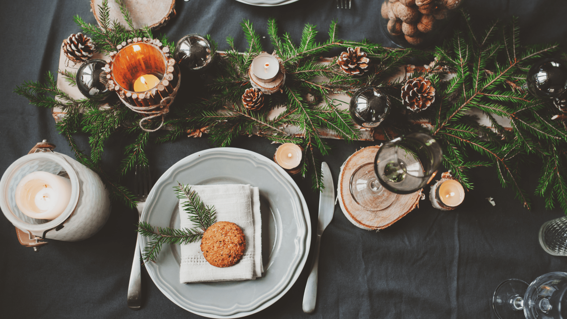 Ideen fürs Weihnachtsessen: Tipps fürs Menü & die Tischdeko