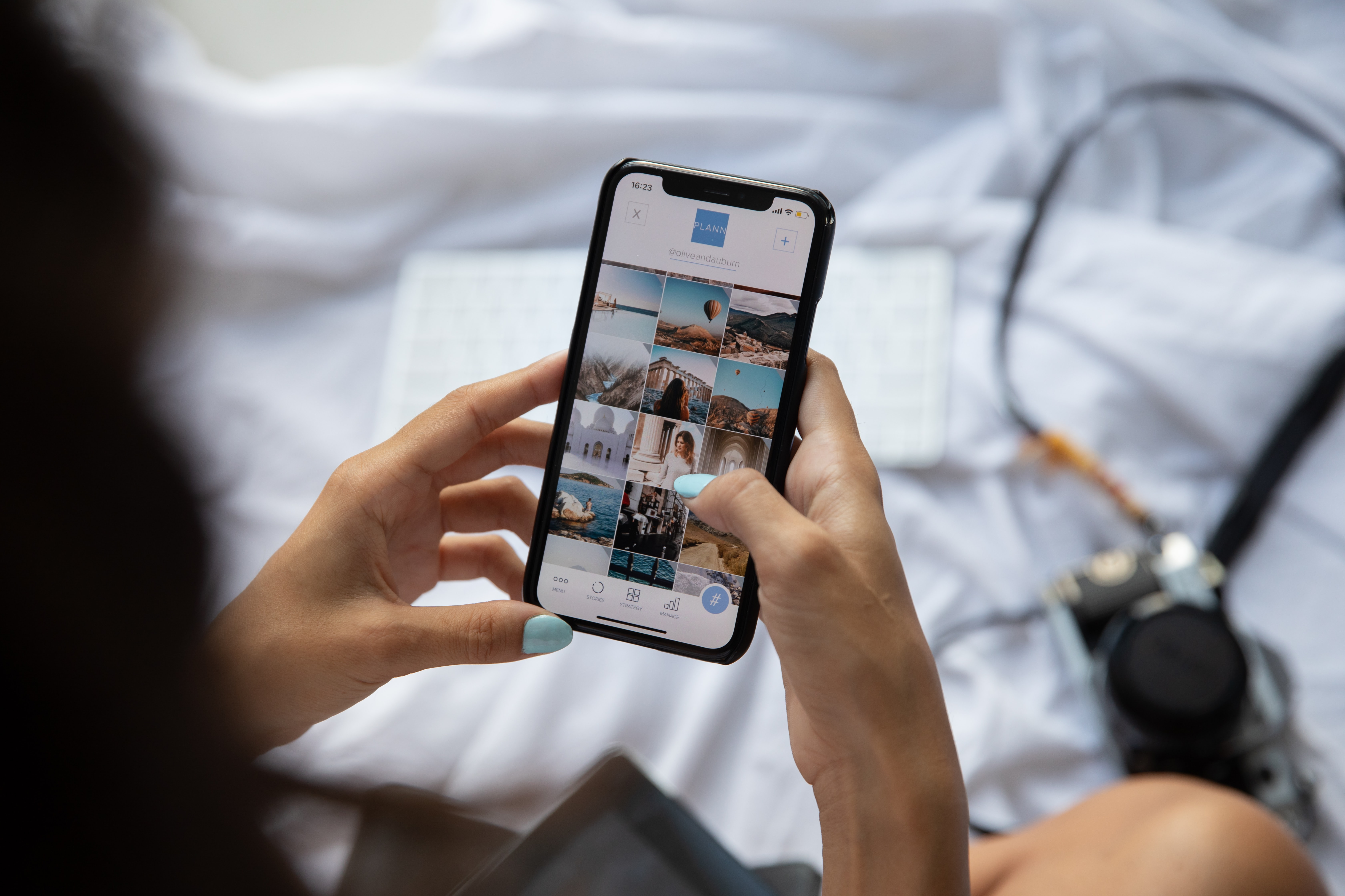 instagram guides баннер