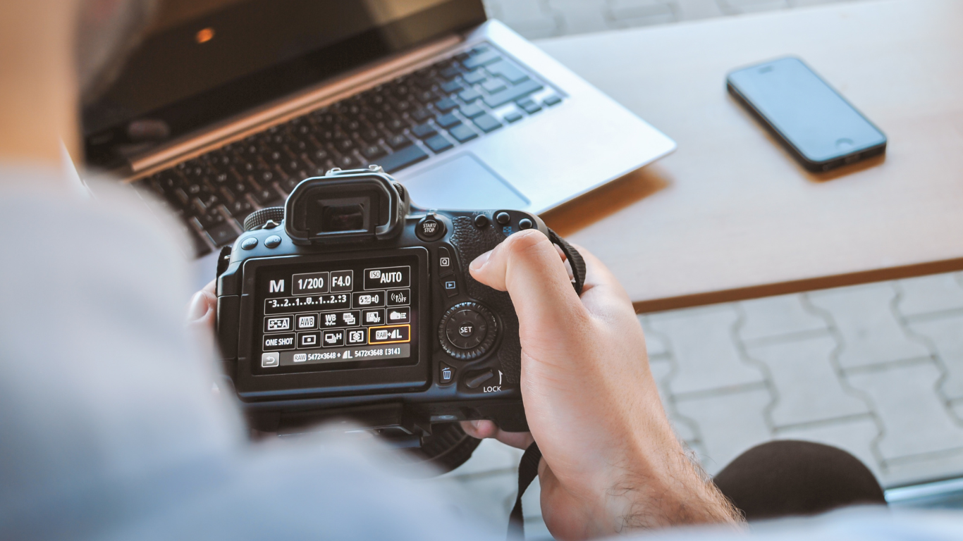 hd kan foto dengan Canva