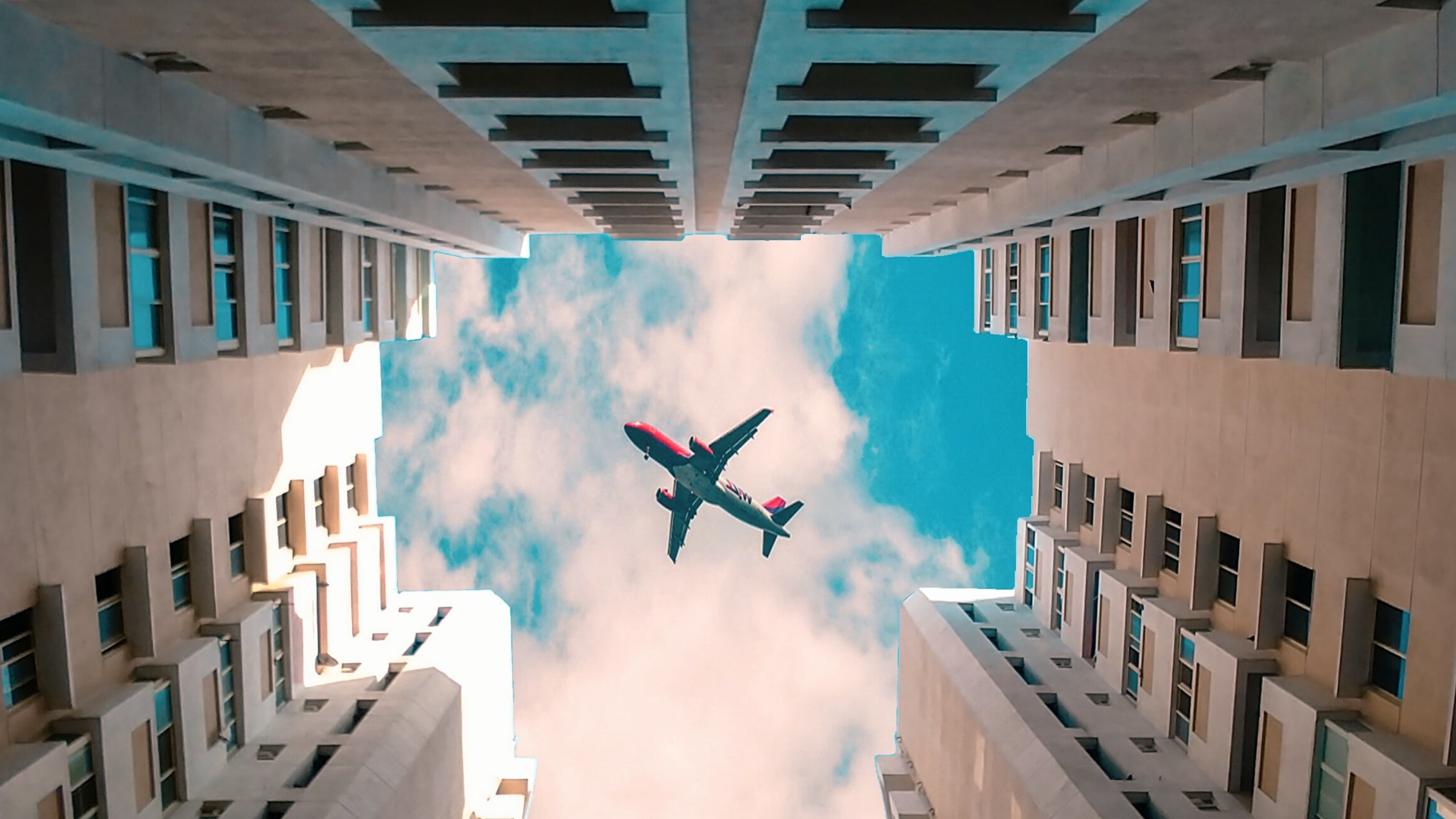 Trend 1a. Image by Thanuj Mathew via Unsplash