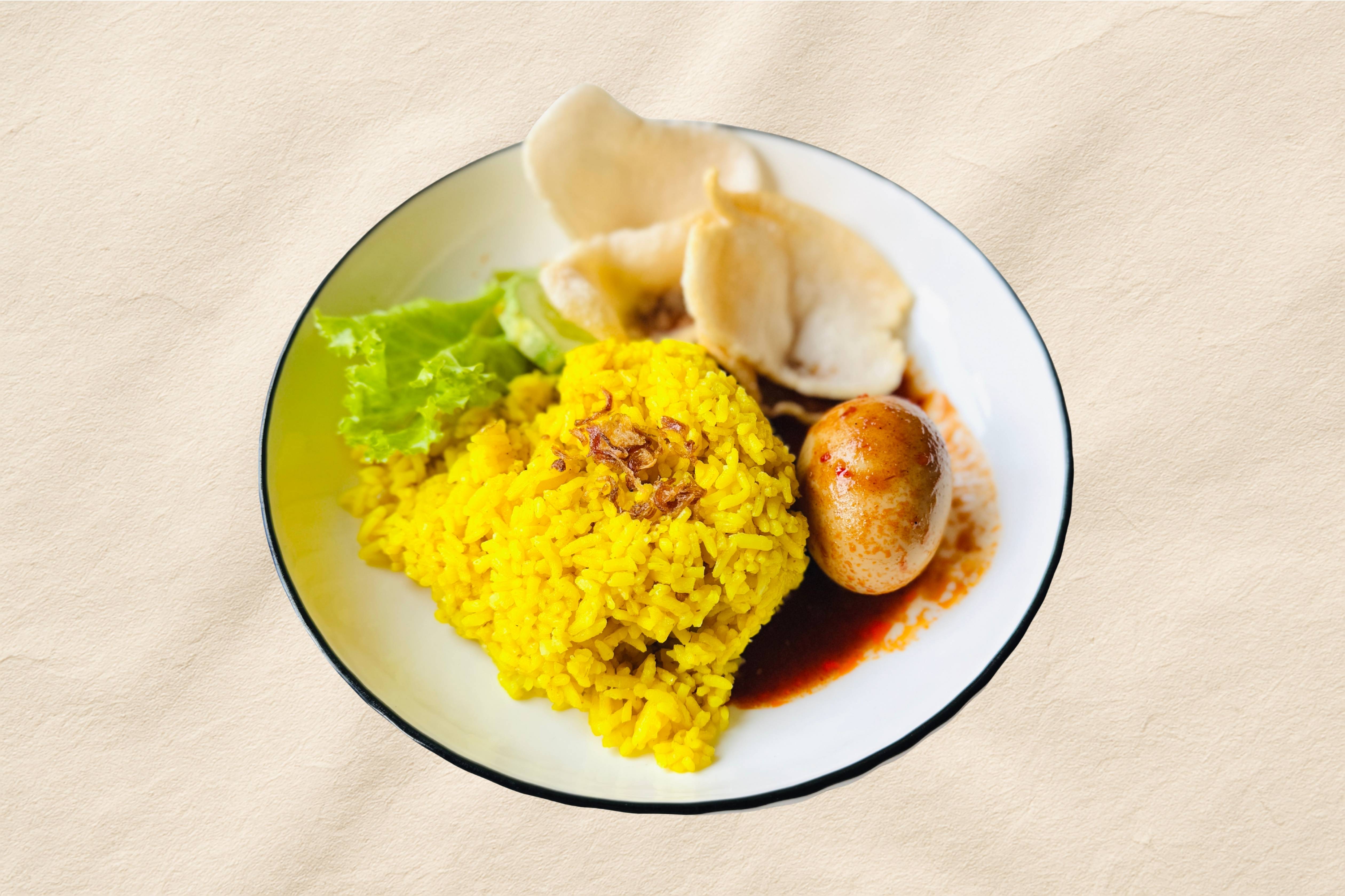 edit background kuning